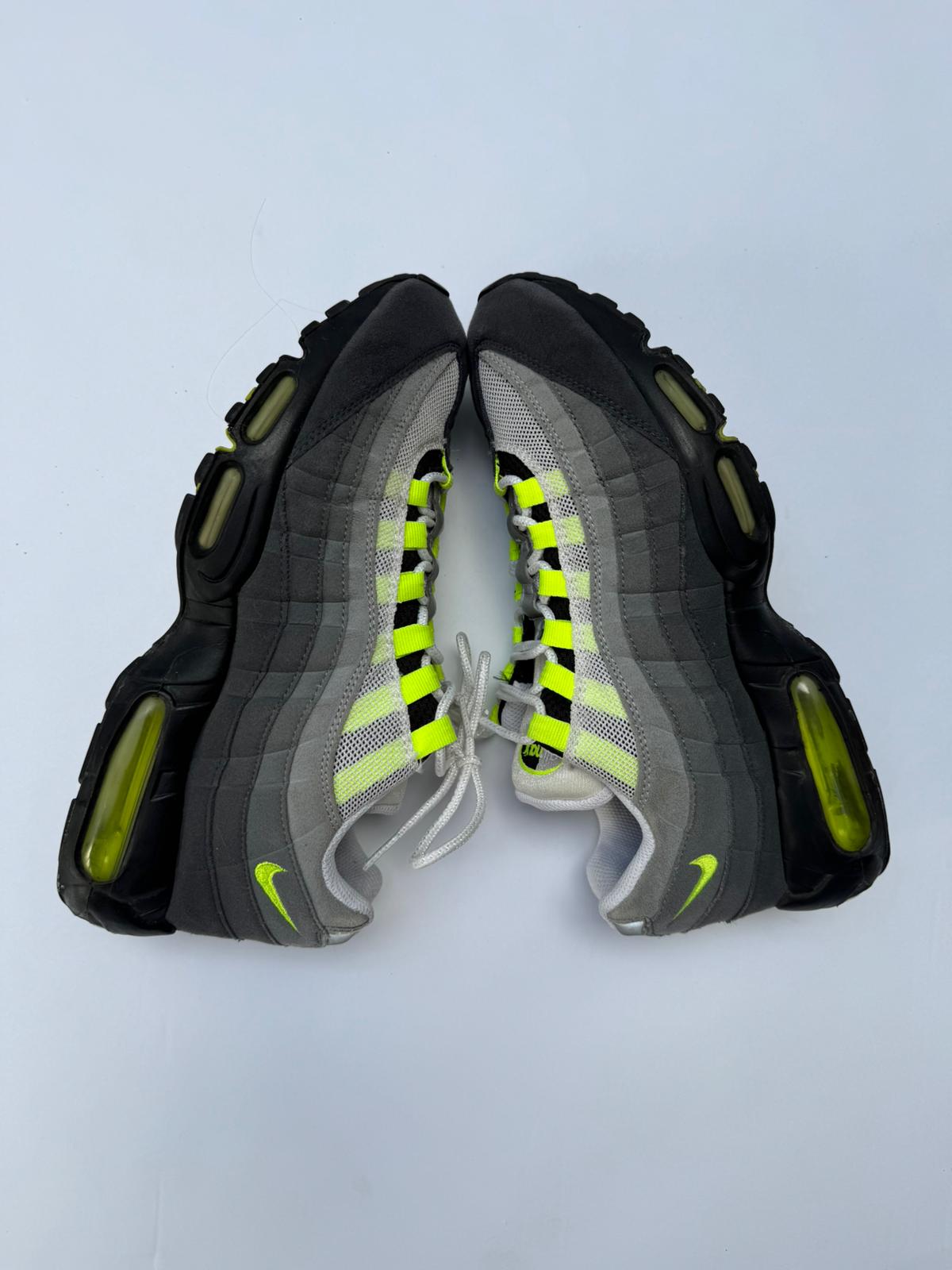 Air Max 95 OG Neon (9.5)