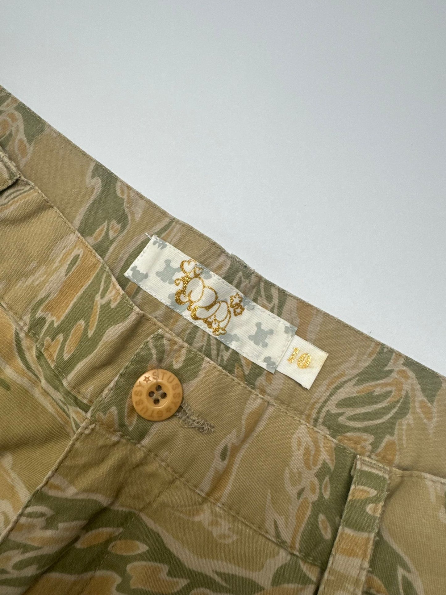 Stussy Camo Shorts (L)